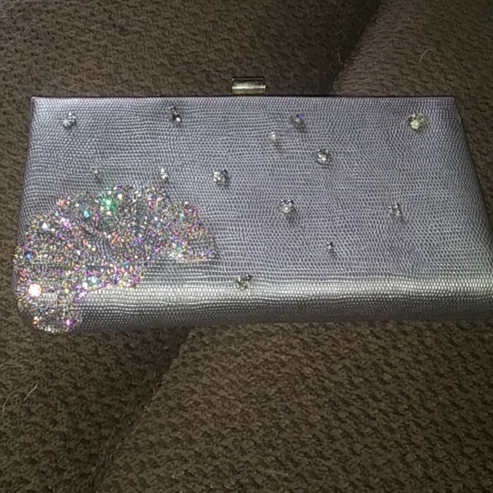 Wedding clutch